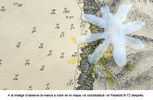 Efecte del ciclododeca i el paraloid sobre una marca de color